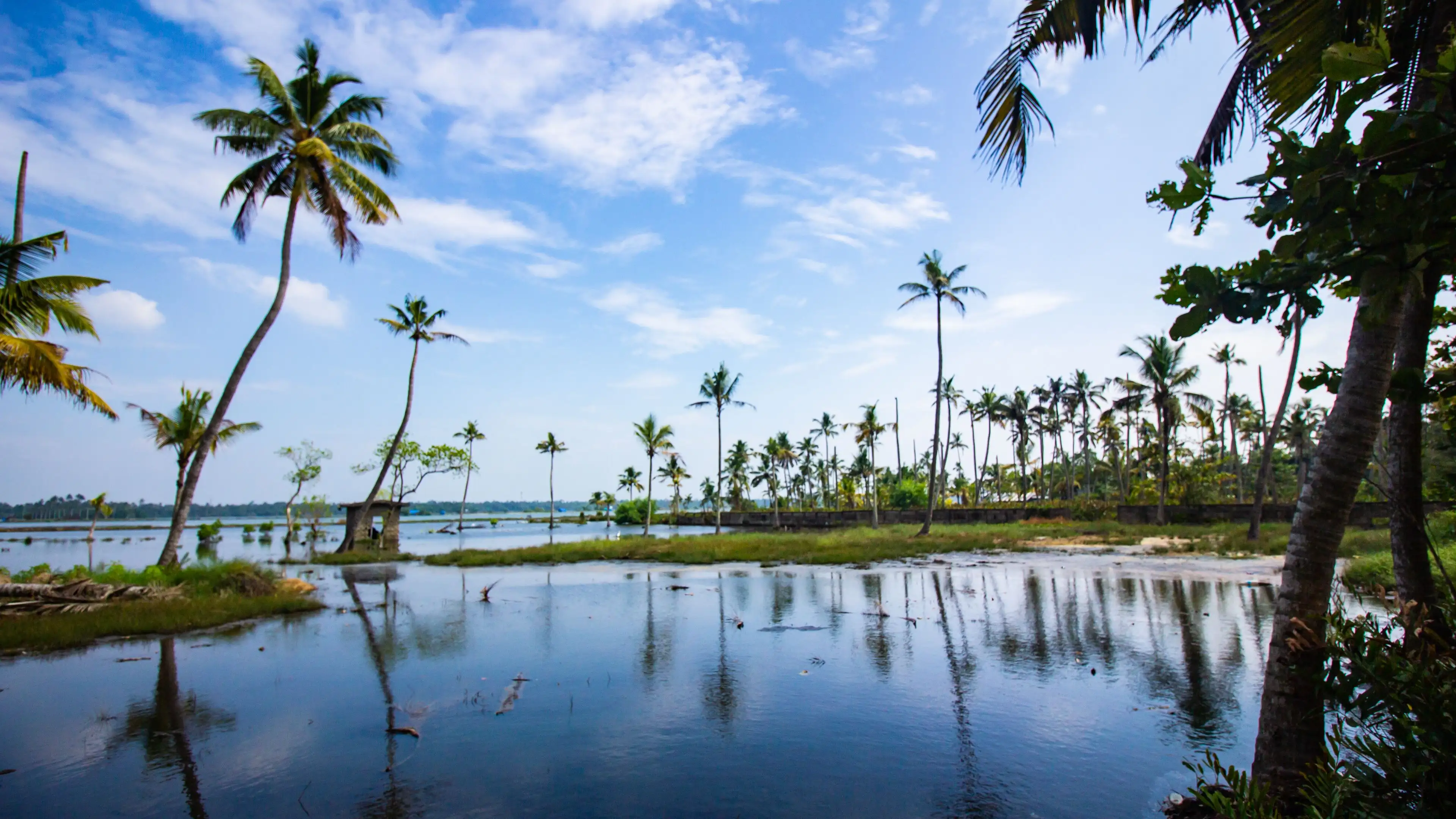 Kerala Backwaters Houseboat